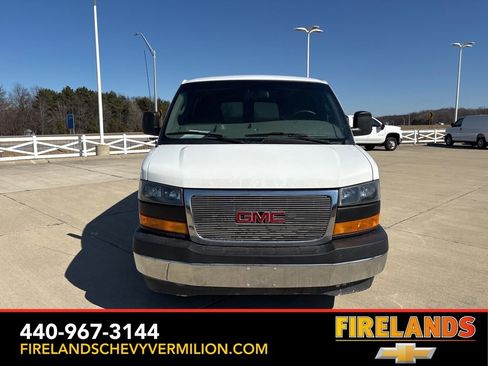 Used 2018 GMC Savana 2500 w/ Driver Convenience Package image 9
