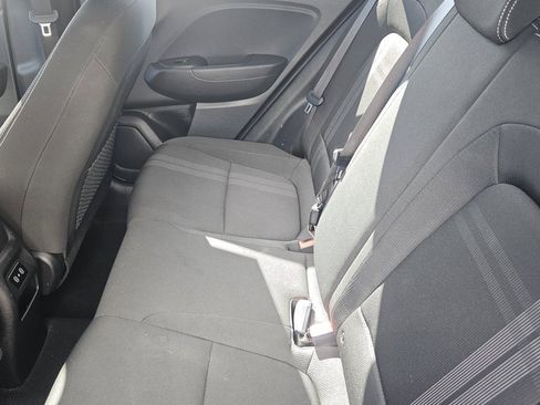 Used 2025 Hyundai Venue SEL FWD image 8