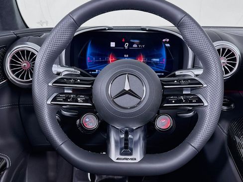 New 2025 Mercedes-Benz SL 63 AMG S e Performance 4MATIC image 18