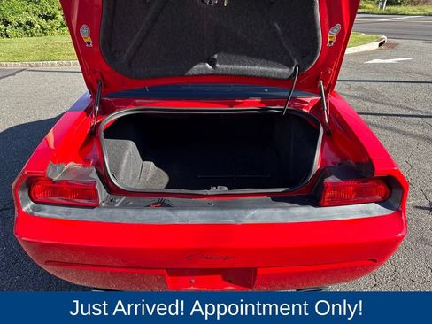 Used 2010 Dodge Challenger R/T RWD image 10