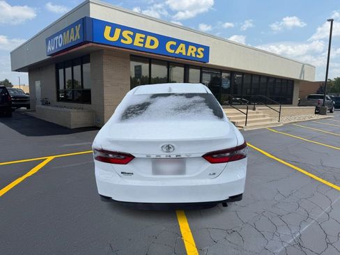 Used 2023 Toyota Camry LE image 6