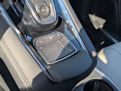 New 2026 Acura RDX SH-AWD image 13