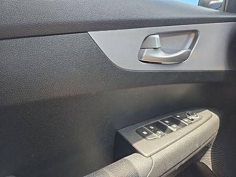 Certified 2023 Kia Forte LXS FWD image 16