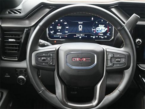 Used 2024 GMC Sierra 2500 AT4 w/ AT4 Premium Plus Package image 26