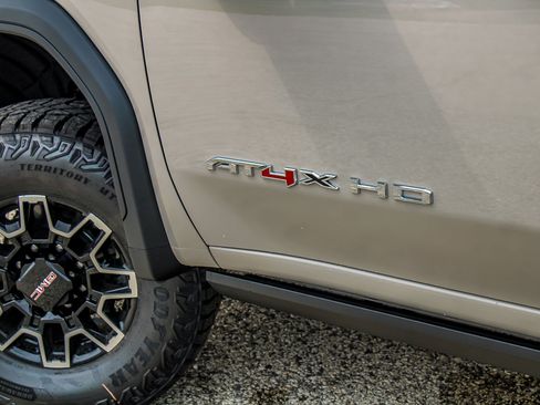New 2026 GMC Sierra 2500 AT4X AWD/4WD image 16