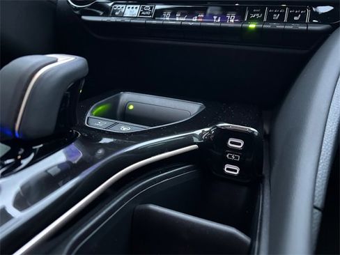 Used 2026 Toyota Crown Platinum image 25