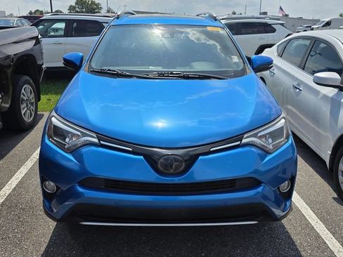 Used 2016 Toyota RAV4 Limited FWD image 2