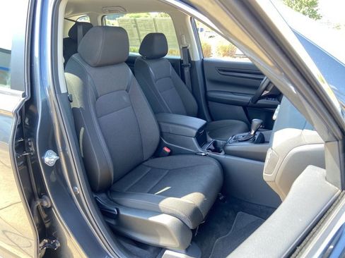 Used 2023 Honda CR-V LX image 20