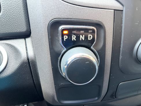 Used 2019 RAM 1500 Express RWD image 21