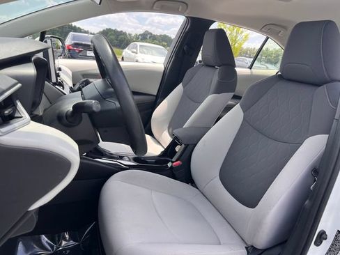 Used 2021 Toyota Corolla LE w/ LE Convenience Package FWD image 13