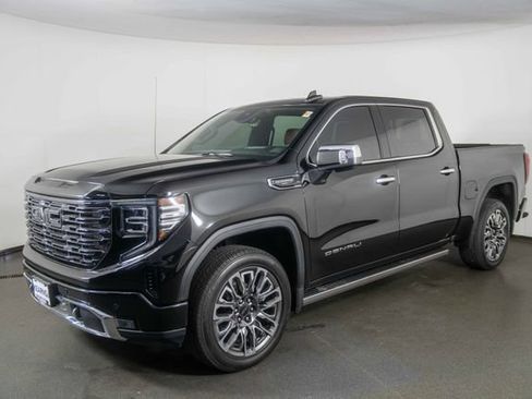 Used 2025 GMC Sierra 1500 Denali Ultimate AWD/4WD image 4