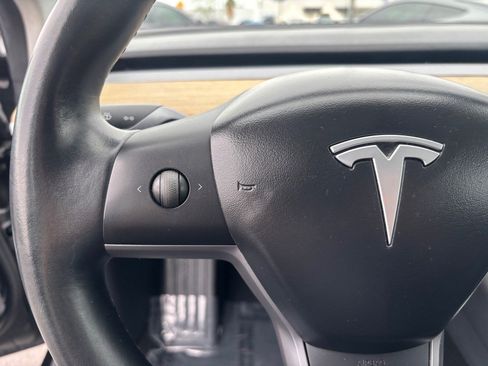 Used 2018 Tesla Model 3 Long Range image 26