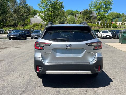 Used 2020 Subaru Outback Limited XT AWD/4WD image 5