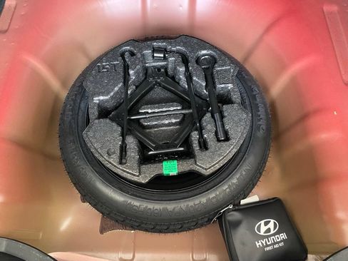 Certified 2026 Hyundai Elantra SEL Sport Premium FWD image 29
