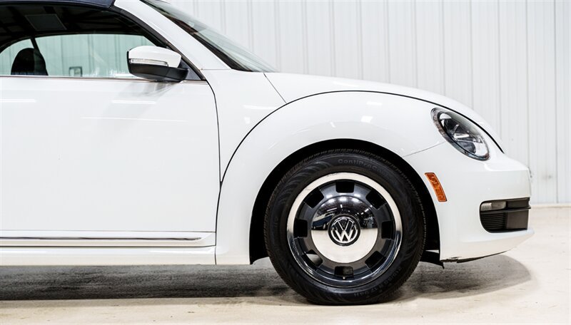 Used 2016 Volkswagen Beetle 1.8T Denim FWD image 18