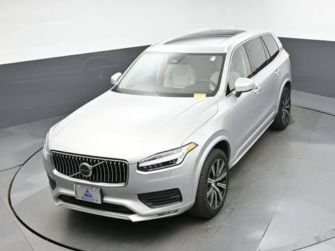 Used 2023 Volvo XC90 B5 Core w/ Climate Package AWD/4WD image 19