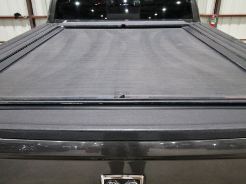 Used 2018 RAM 2500 Laramie w/ Off Road Package AWD/4WD image 10