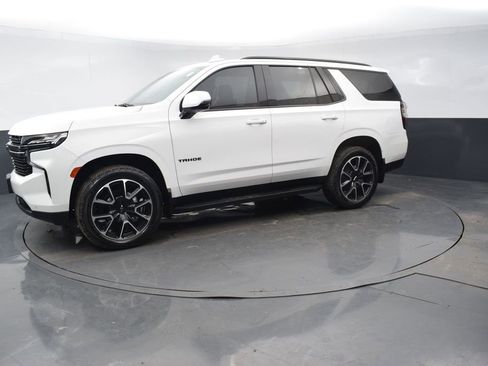 Used 2021 Chevrolet Tahoe RST w/ Luxury Package image 2