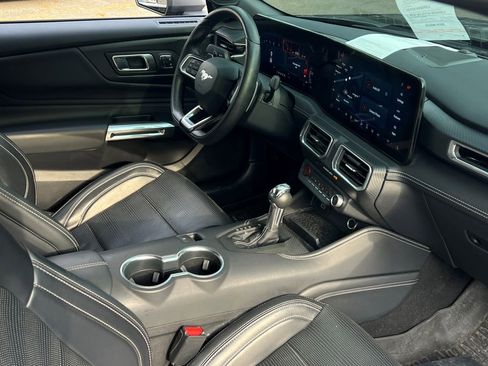 Used 2024 Ford Mustang GT Premium image 18
