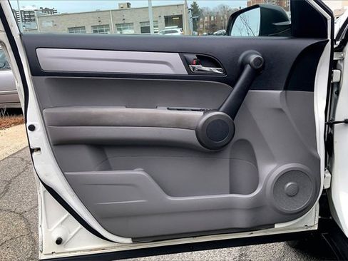 Used 2011 Honda CR-V SE image 17