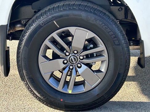 New 2026 Nissan Frontier SV w/ SV Convenience Package image 7