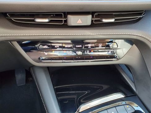 Certified 2023 Buick Envision Essence AWD/4WD image 36