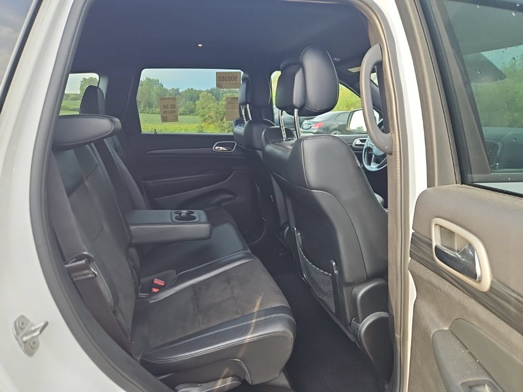 Used 2021 Jeep Grand Cherokee Altitude AWD/4WD image 5