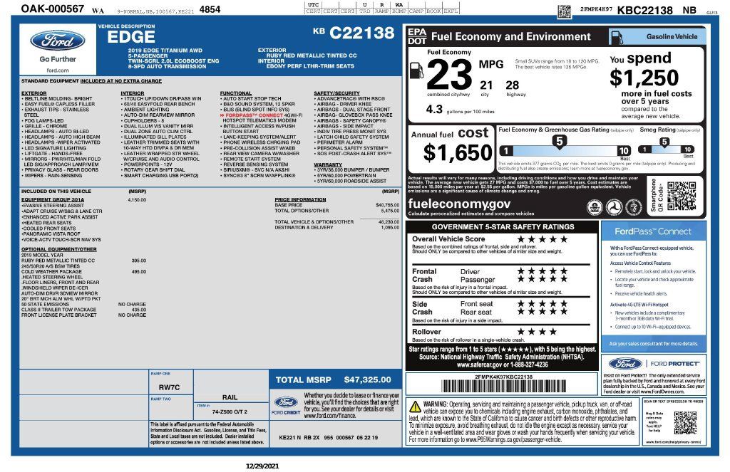 Used 2019 Ford Edge Titanium w/ Equipment Group 301A AWD/4WD image 2