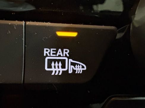 Used 2021 Honda CR-V EX image 13