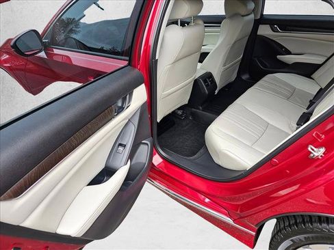 Used 2018 Honda Accord EX-L image 12