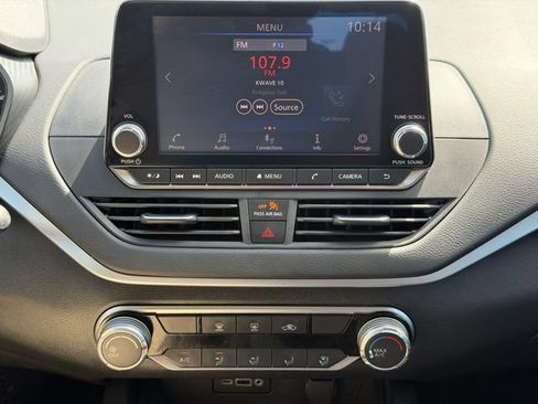 Used 2020 Nissan Altima 2.5 S FWD image 14
