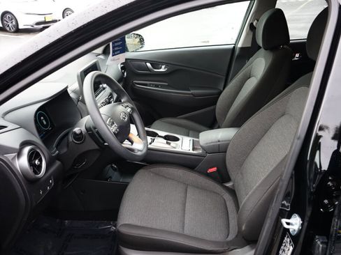 Certified 2023 Hyundai Kona SE image 15