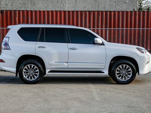 Used 2015 Lexus GX 460 Luxury AWD/4WD image 10
