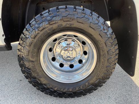 Used 2022 RAM 3500 Limited image 12