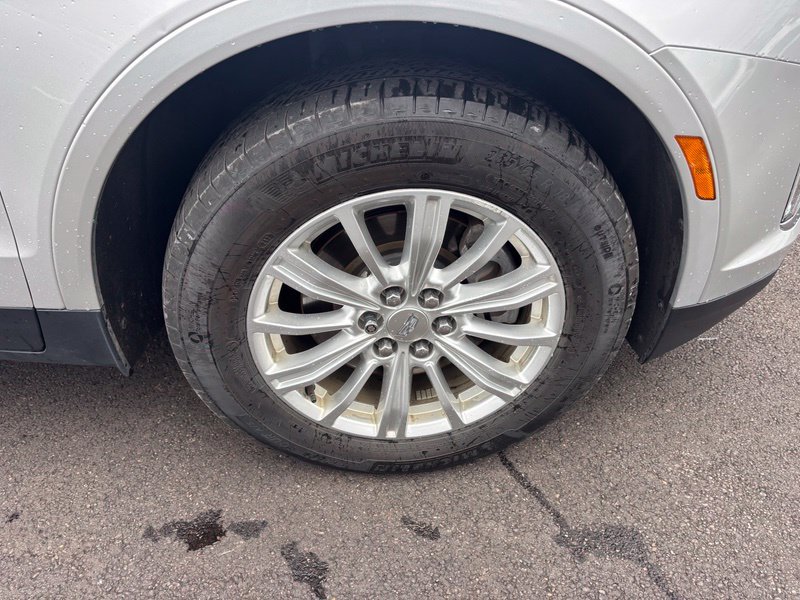 Used 2019 Cadillac XT5 AWD image 15