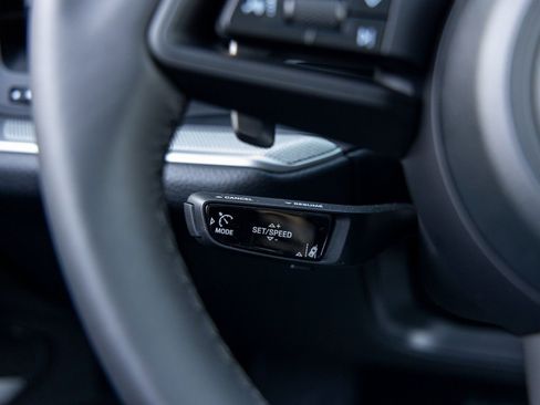 New 2026 Porsche Cayenne AWD/4WD image 32