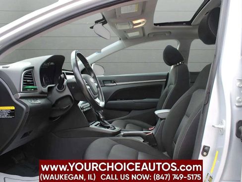 Used 2017 Hyundai Elantra Value Edition image 25