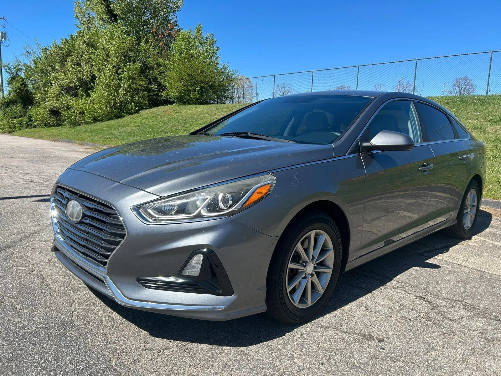 Used 2018 Hyundai Sonata SE FWD image 1