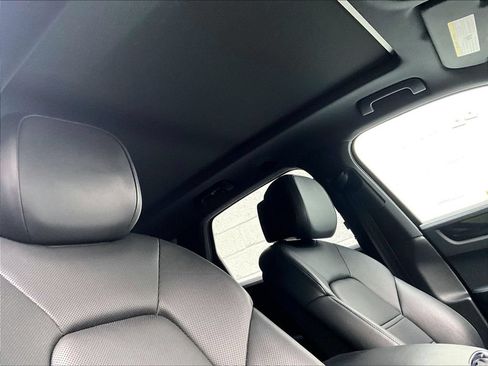 Certified 2022 Porsche Cayenne AWD/4WD image 27