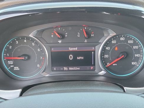 Used 2022 Chevrolet Traverse LT AWD/4WD image 28