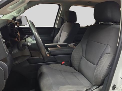 Used 2023 Toyota Tundra SR image 11