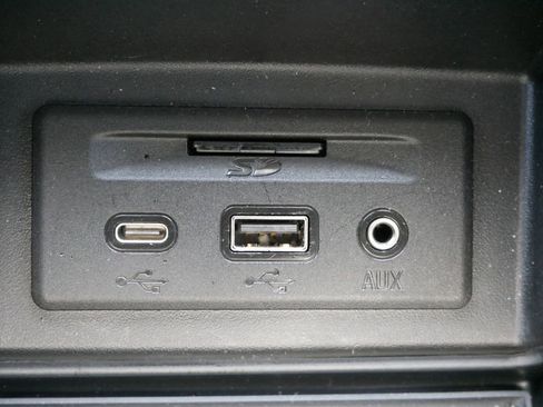 Used 2021 GMC Sierra 1500 Denali w/ Denali Carbonpro Edition image 26