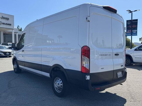 Used 2023 Ford Transit 250 Medium Roof AWD w/ Load Area Protection Package image 4