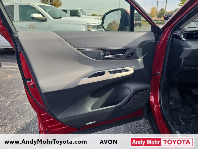 Used 2021 Toyota Venza Limited w/ Advanced Technology Package AWD/4WD image 11