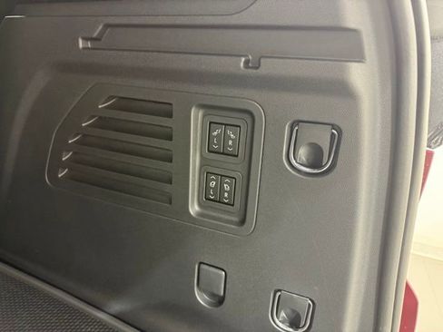 New 2026 Buick Enclave Preferred image 9