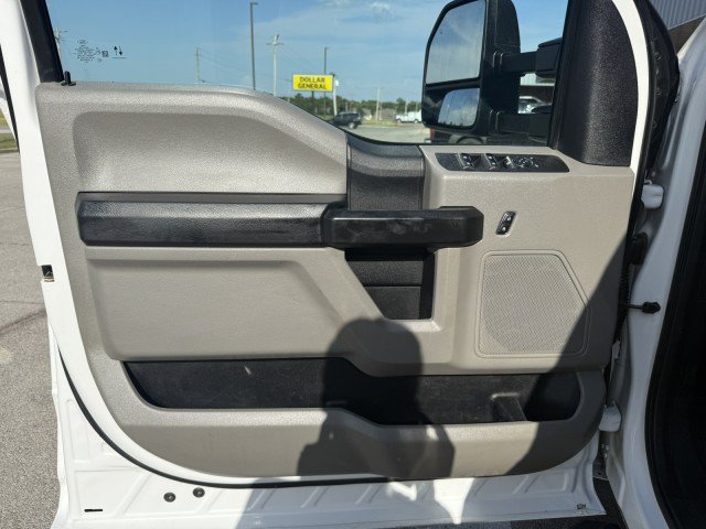 Used 2021 Ford F550 4x4 Crew Cab Super Duty image 27
