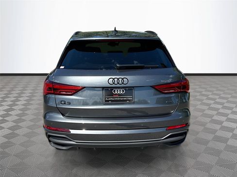 Used 2025 Audi Q3 2.0T Premium Plus w/ Premium Plus Package AWD/4WD image 6
