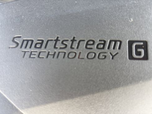 Used 2025 Hyundai Sonata Limited image 36