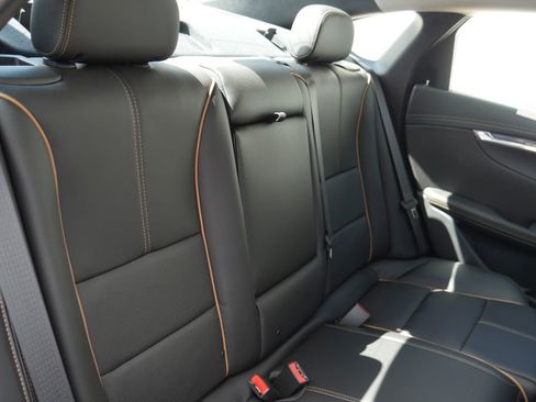 Used 2018 Chevrolet Impala Premier w/ Premier Confidence Package image 29