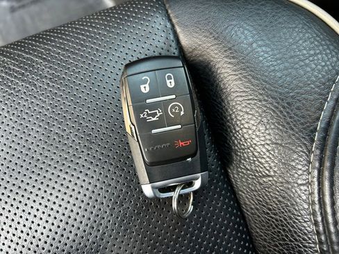 Used 2020 RAM 2500 Limited image 33